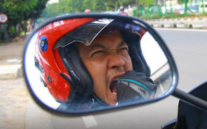 Kantuk Saat Berkendara, Berikut Tips Gampang Mengusirnya